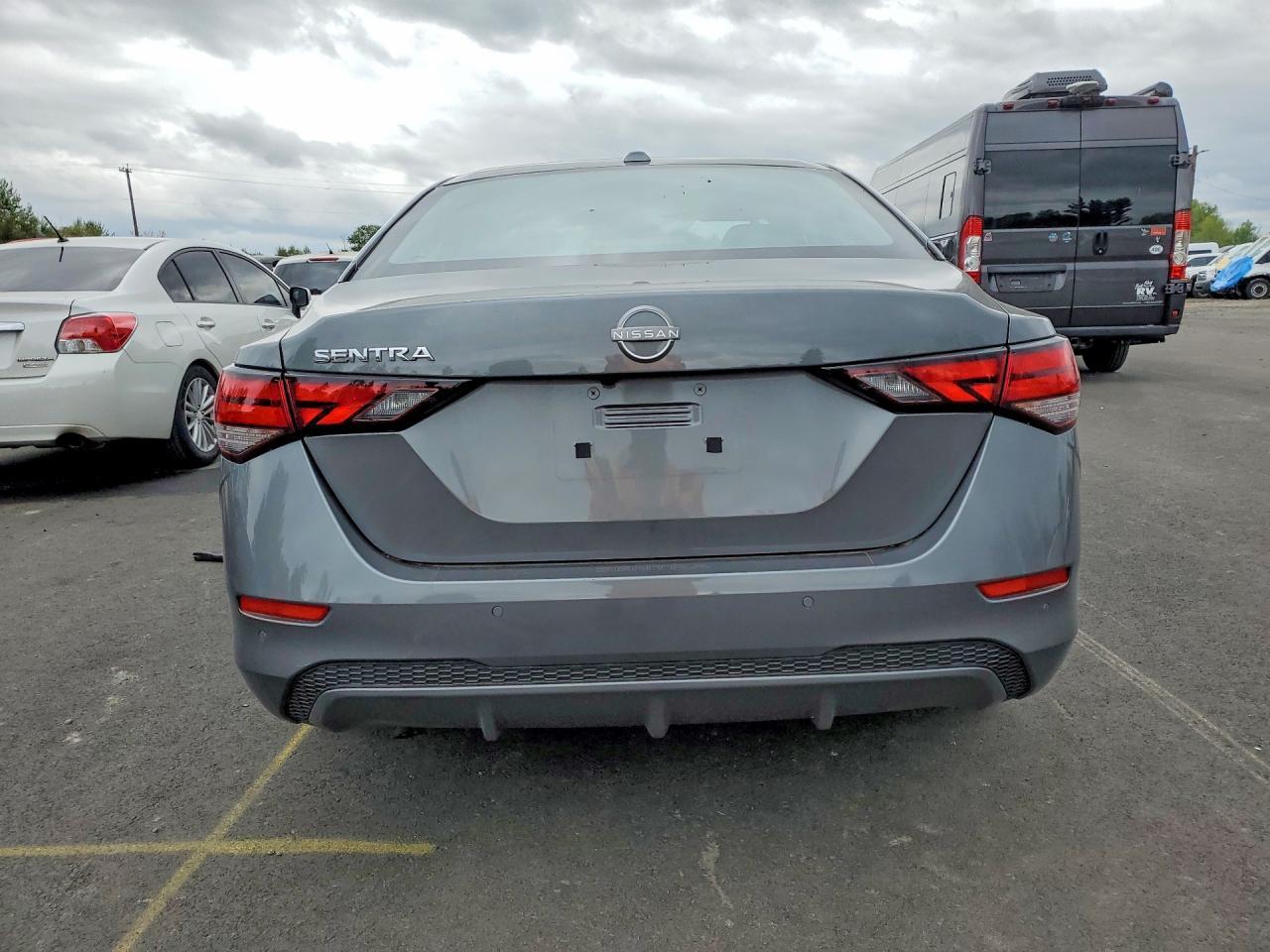 2025 Nissan Sentra Sv - Image 6