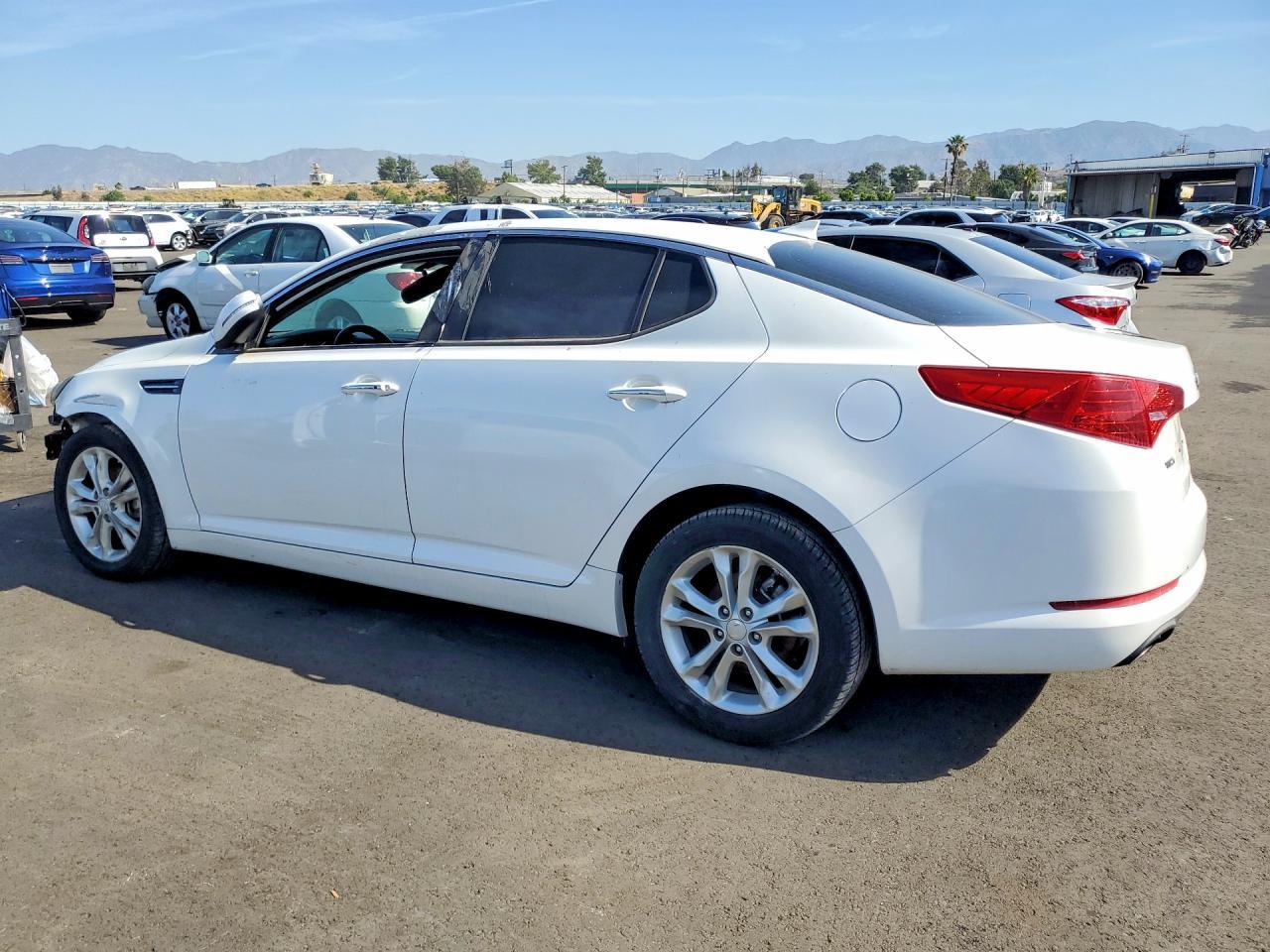 2013 Kia Optima Ex - Image 2