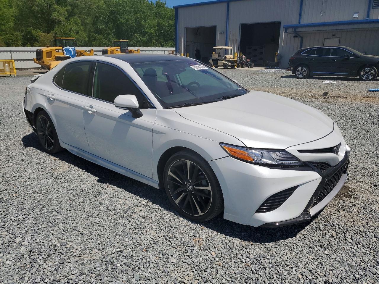 2020 Toyota Camry - Фото 4