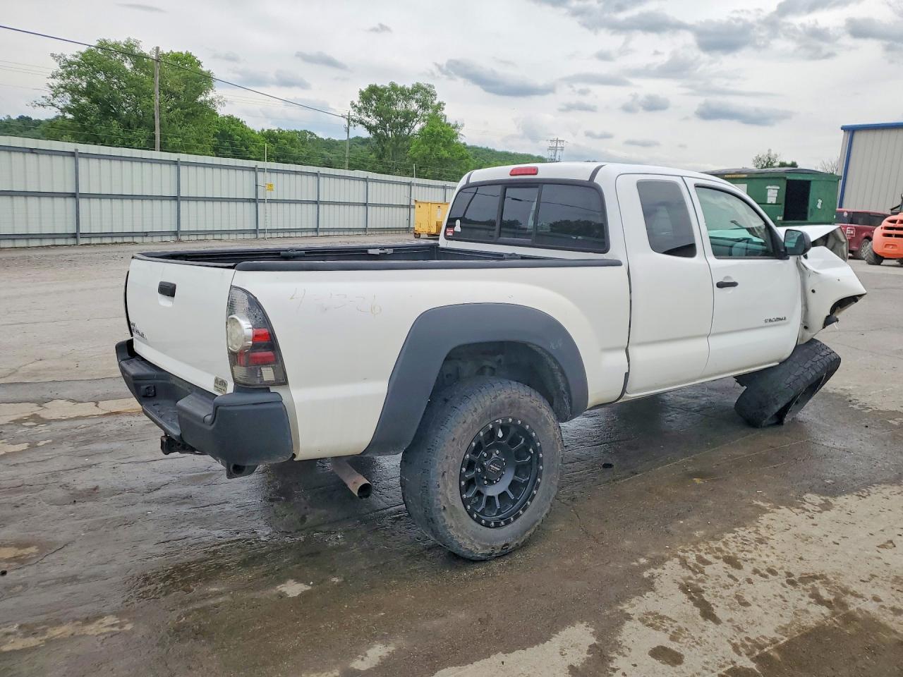 2014 Toyota Tacoma Access Cab - Фото 3