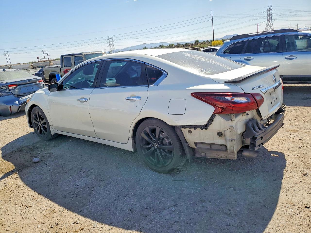2017 Nissan Altima 2.5 Sr - Фото 2