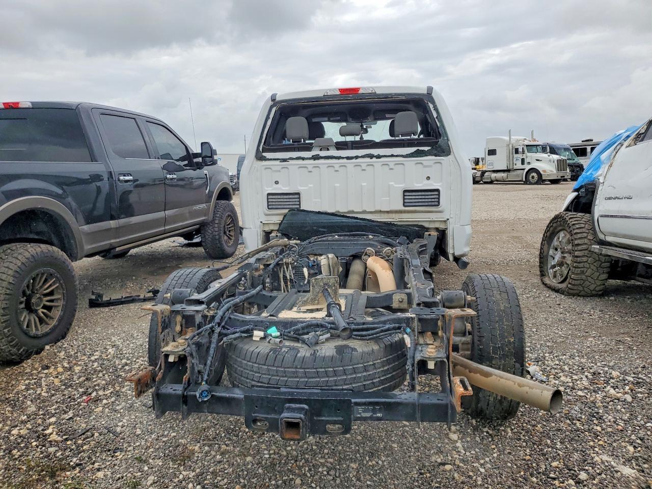 2019 Ford F250 Super Duty Truck Cab And Chassis - Фото 6