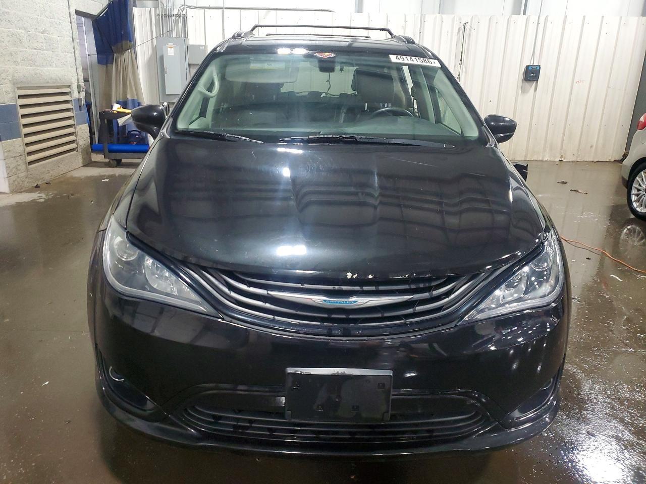 2018 Chrysler Pacifica Hybrid Touring L - Фото 5