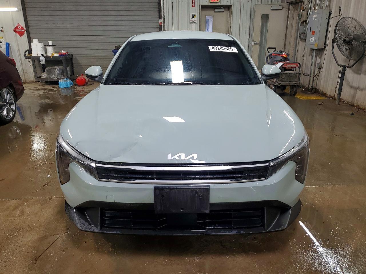 2025 Kia K4 Lxs - Image 5