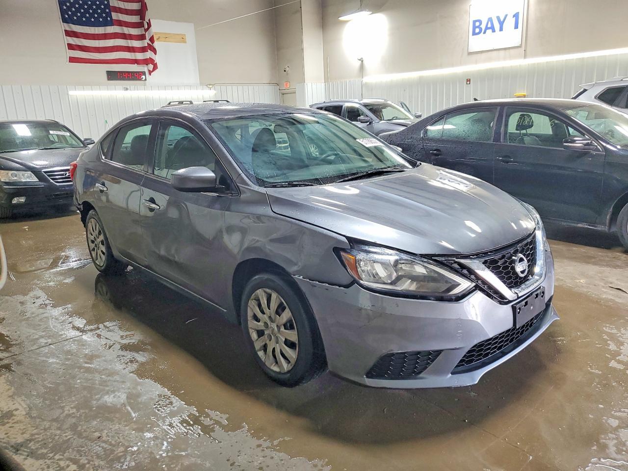 2018 Nissan Sentra S - Фото 4