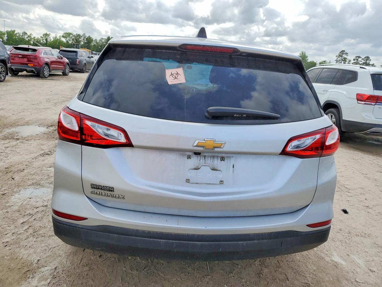 2021 Chevrolet Equinox Ls - Image 6