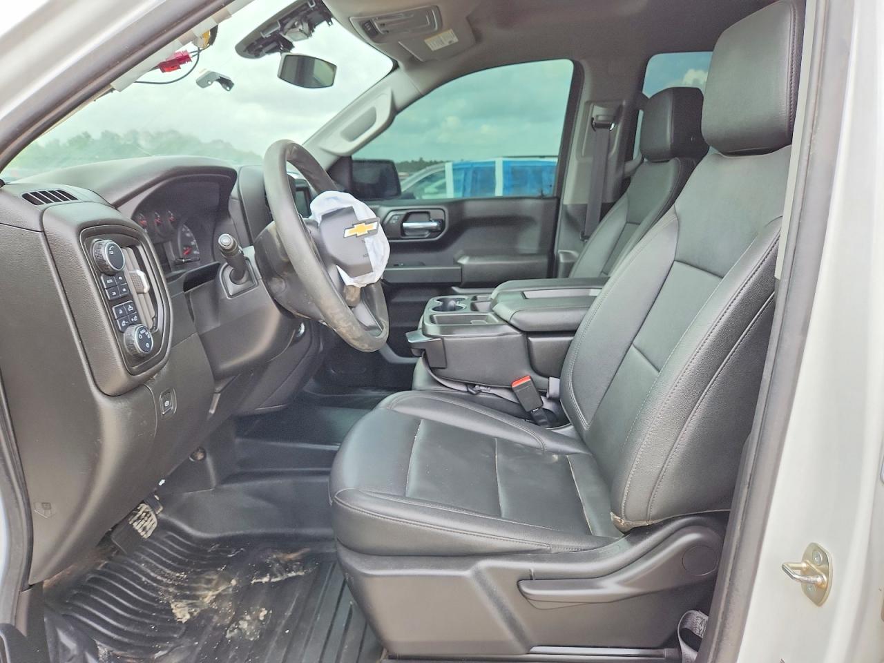 2023 Chevrolet Silverado K1500 - Фото 7