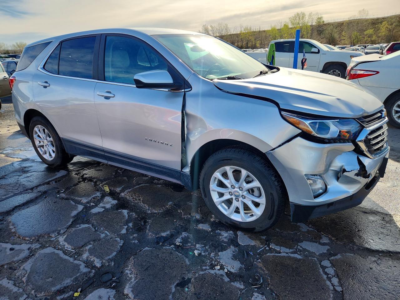 2021 Chevrolet Equinox Lt - Фото 4