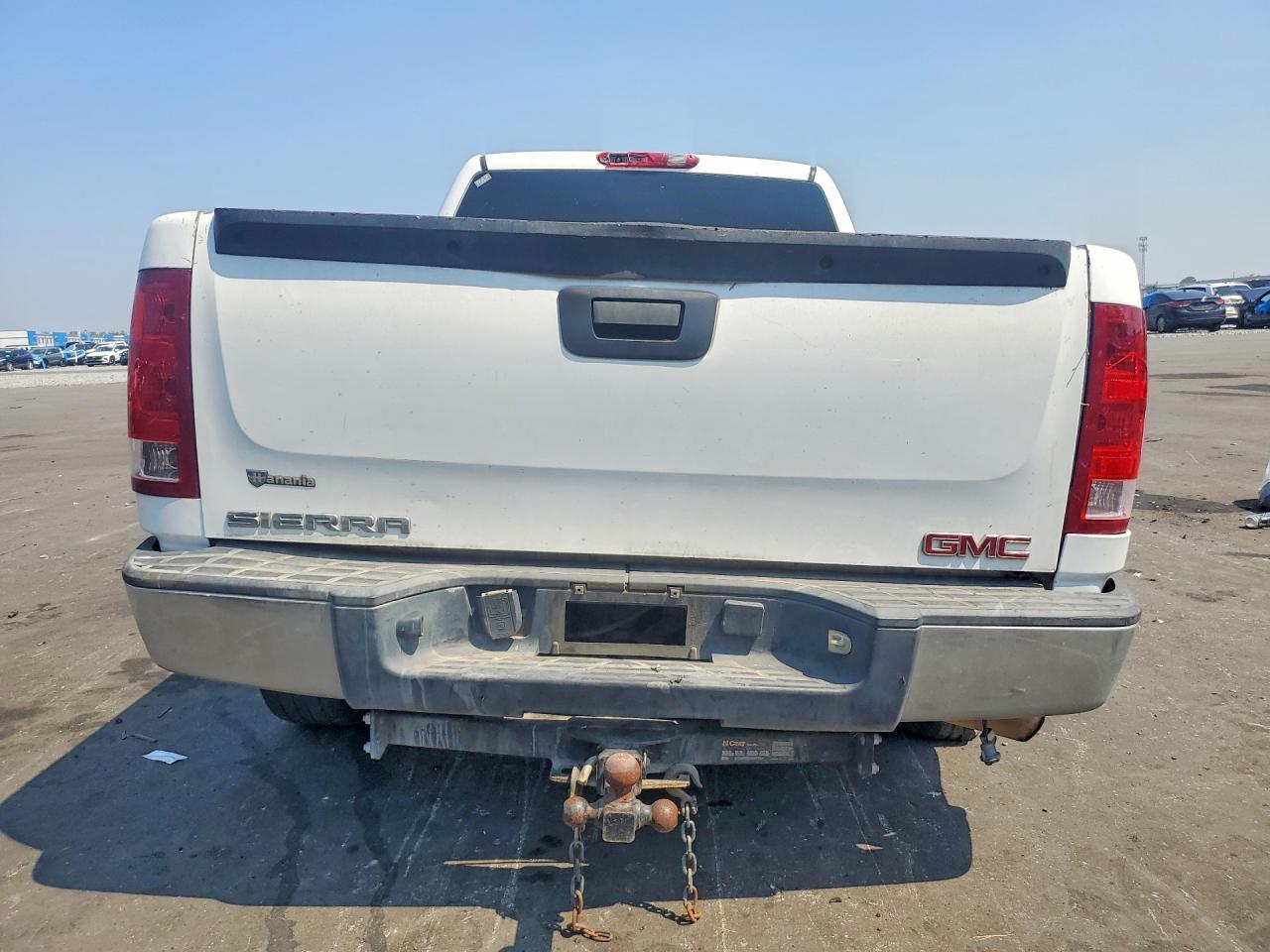 2008 GMC Sierra K1500 - Image 6