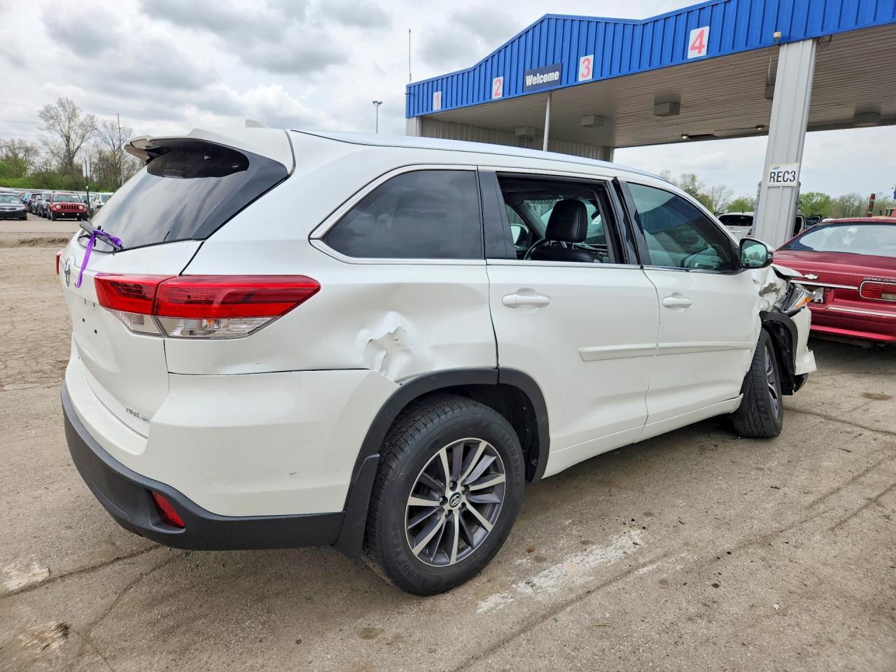 2018 Toyota Highlander Xle - Фото 3