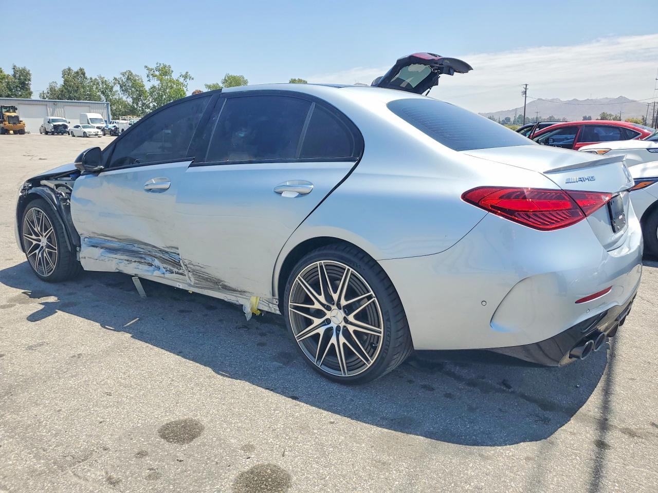 2025 Mercedes-Benz C 43 Amg - Image 2