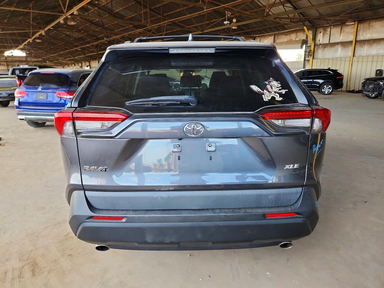 2020 Toyota Rav4 Xle - Фото 6