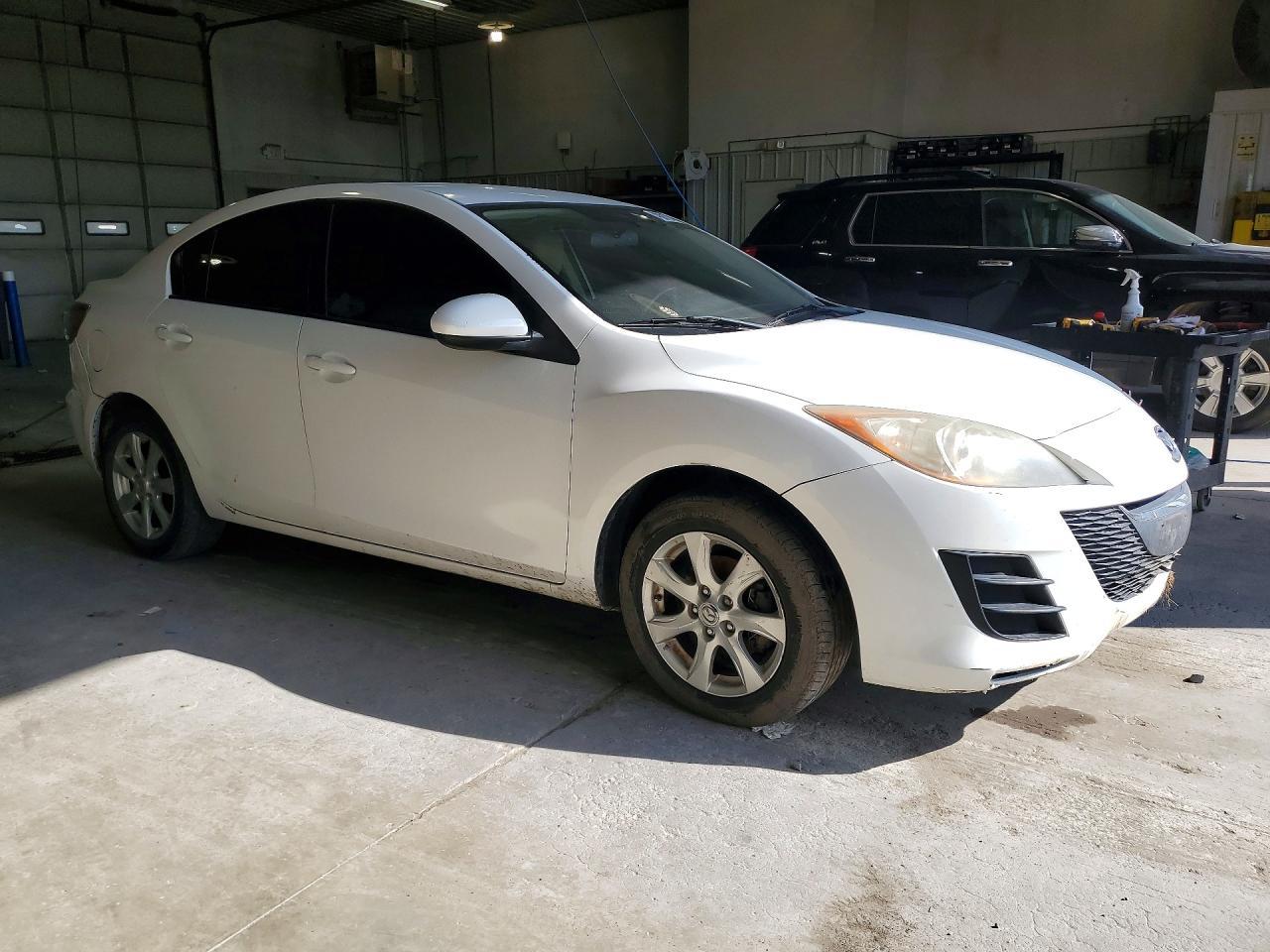2010 Mazda 3 I - Фото 4