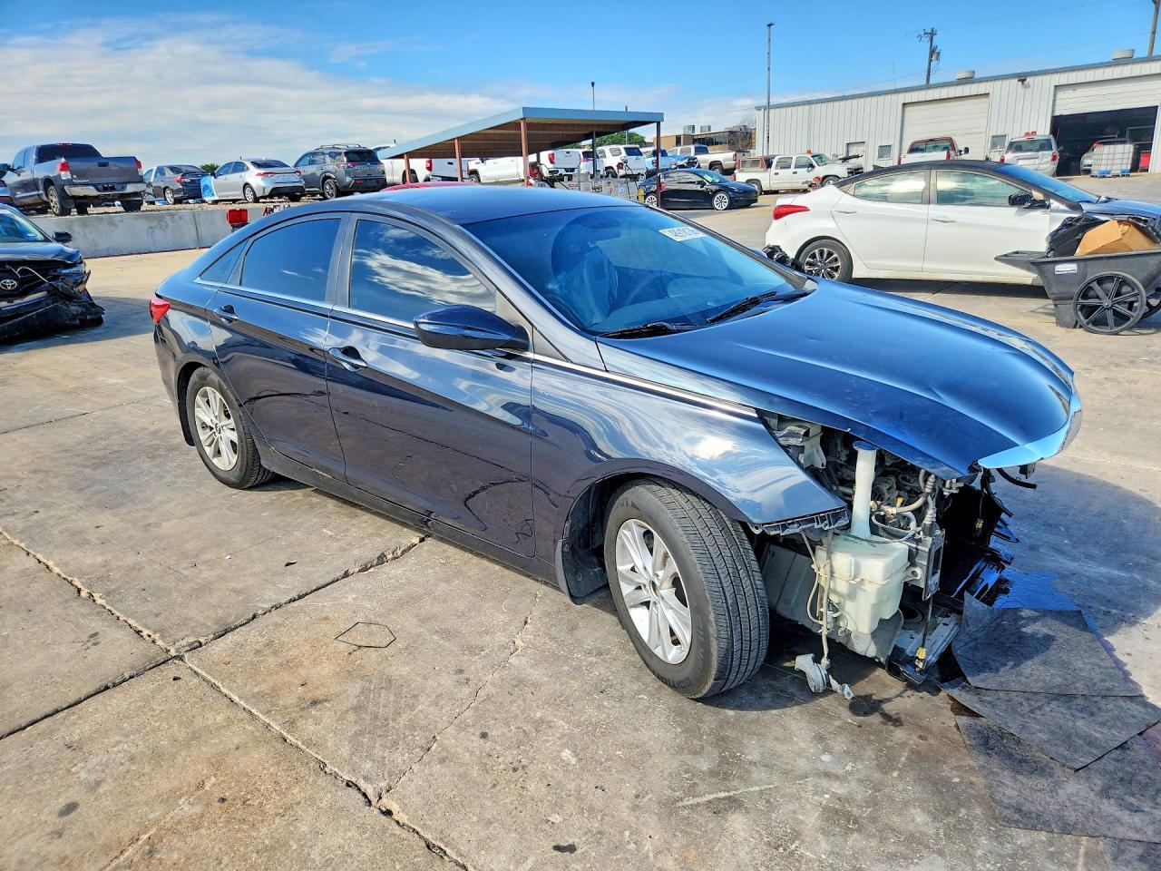2011 Hyundai Sonata Gls - Image 4