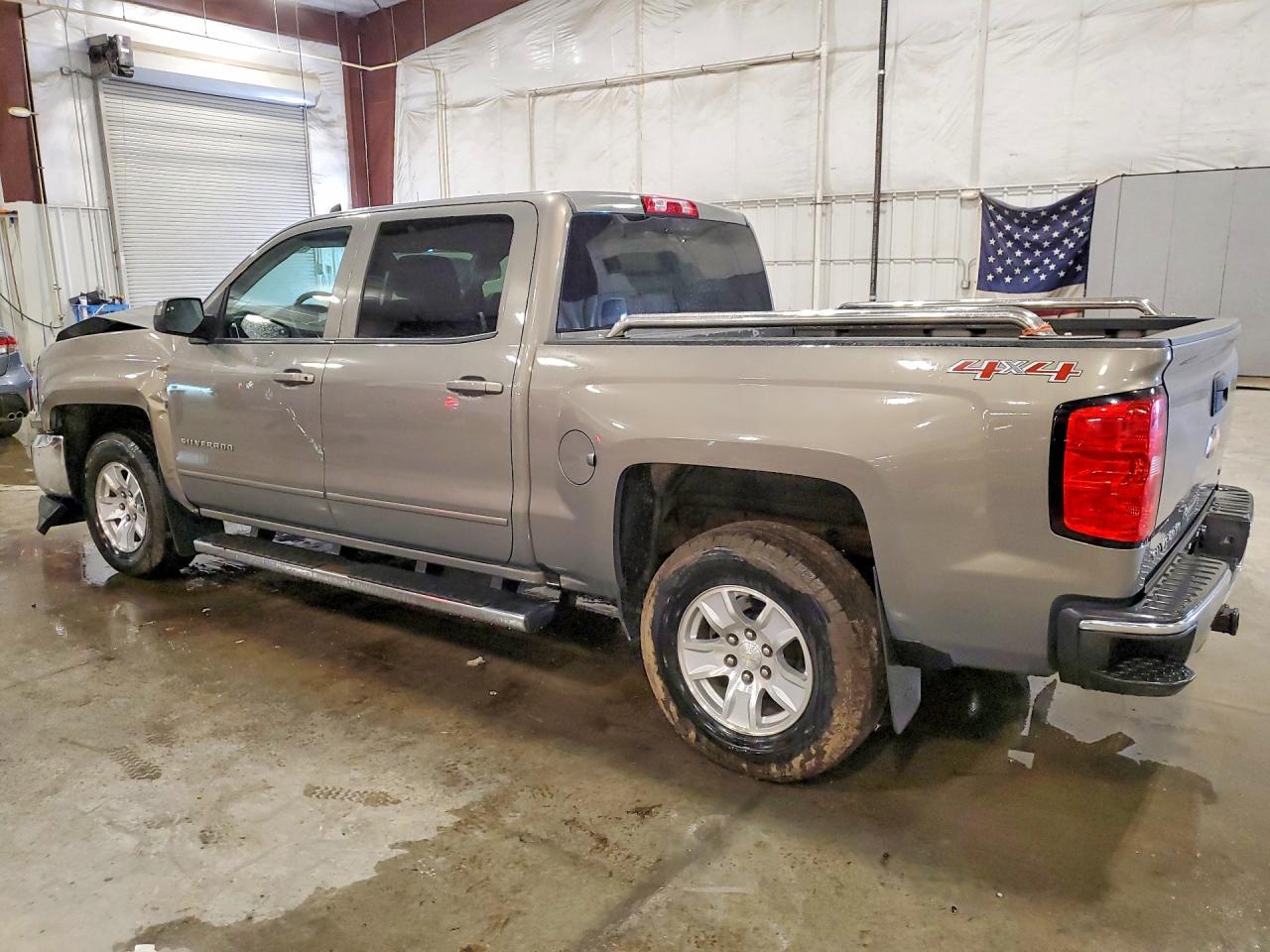 2017 Chevrolet Silverado K1500 Lt - Image 2