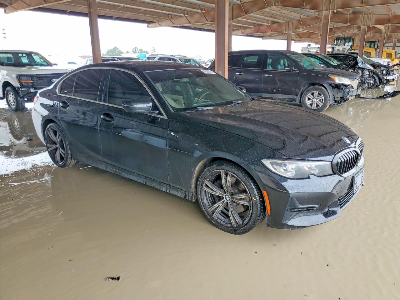 2020 BMW 330I - Image 4