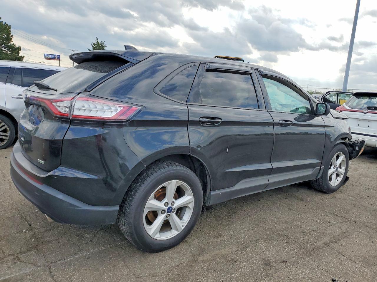 2015 Ford Edge Se - Фото 3