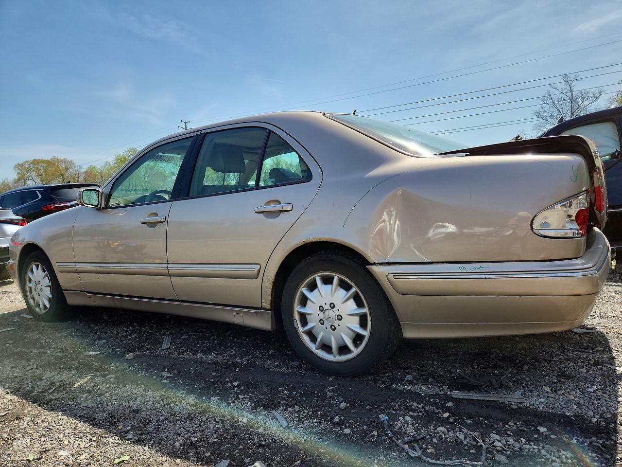 2000 Mercedes-Benz E 320 - Image 2