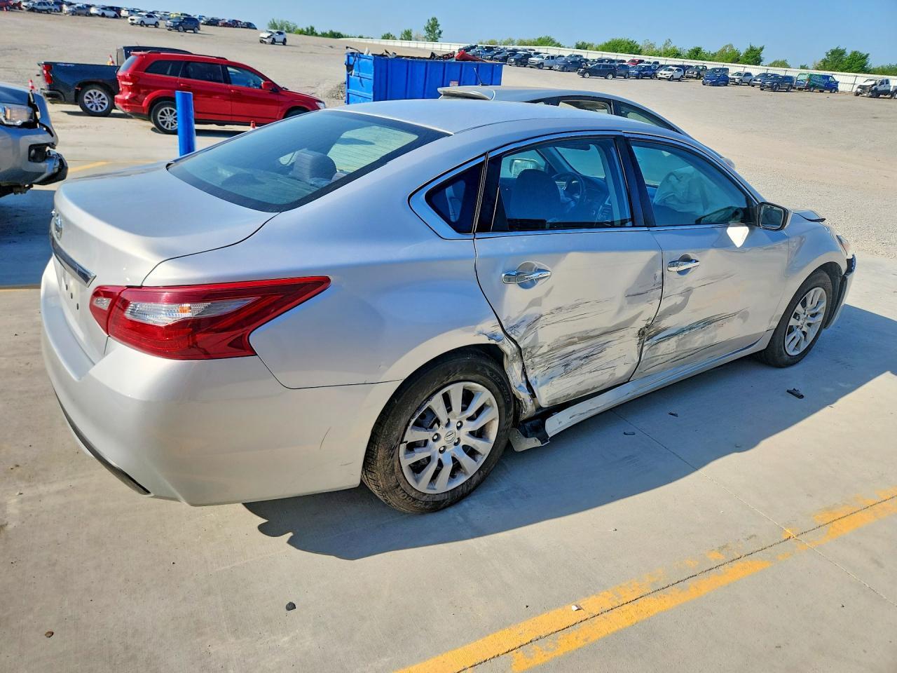 2018 Nissan Altima 2.5 S - Фото 3