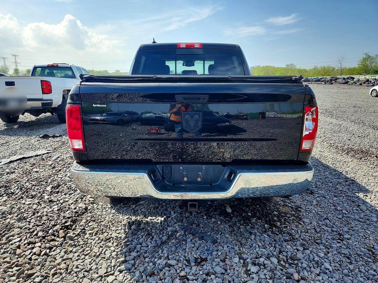 2015 Ram 1500 Slt - Image 6