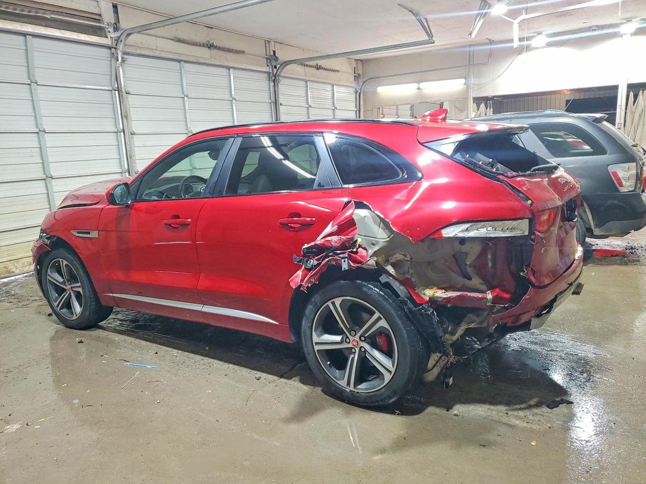 2018 Jaguar F-Pace S - Фото 2