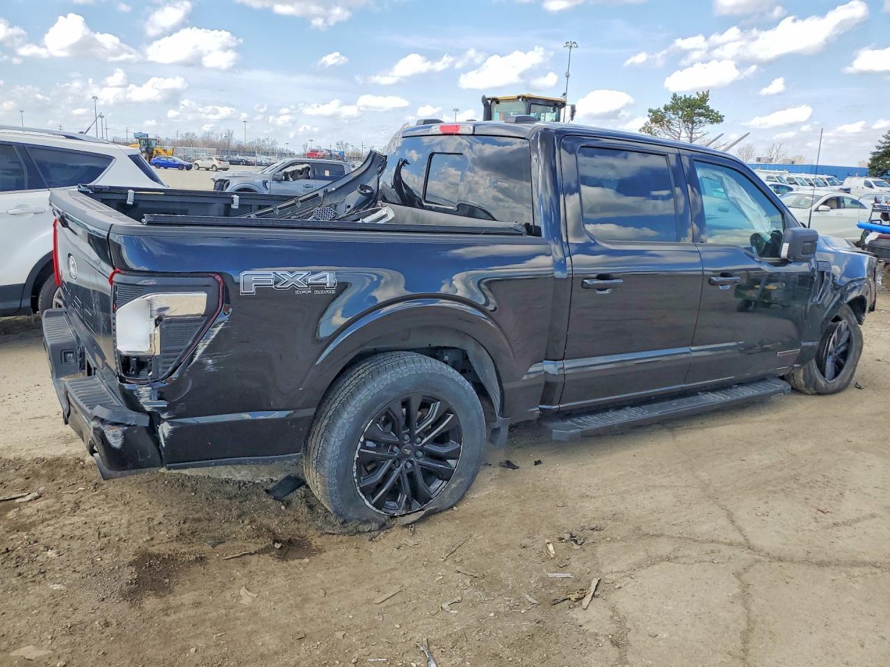 2024 Ford F150 Xlt - Фото 3