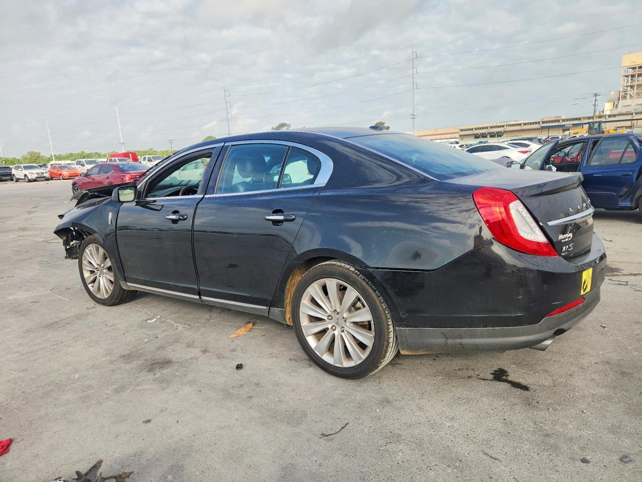 2015 Lincoln Mks - Image 2