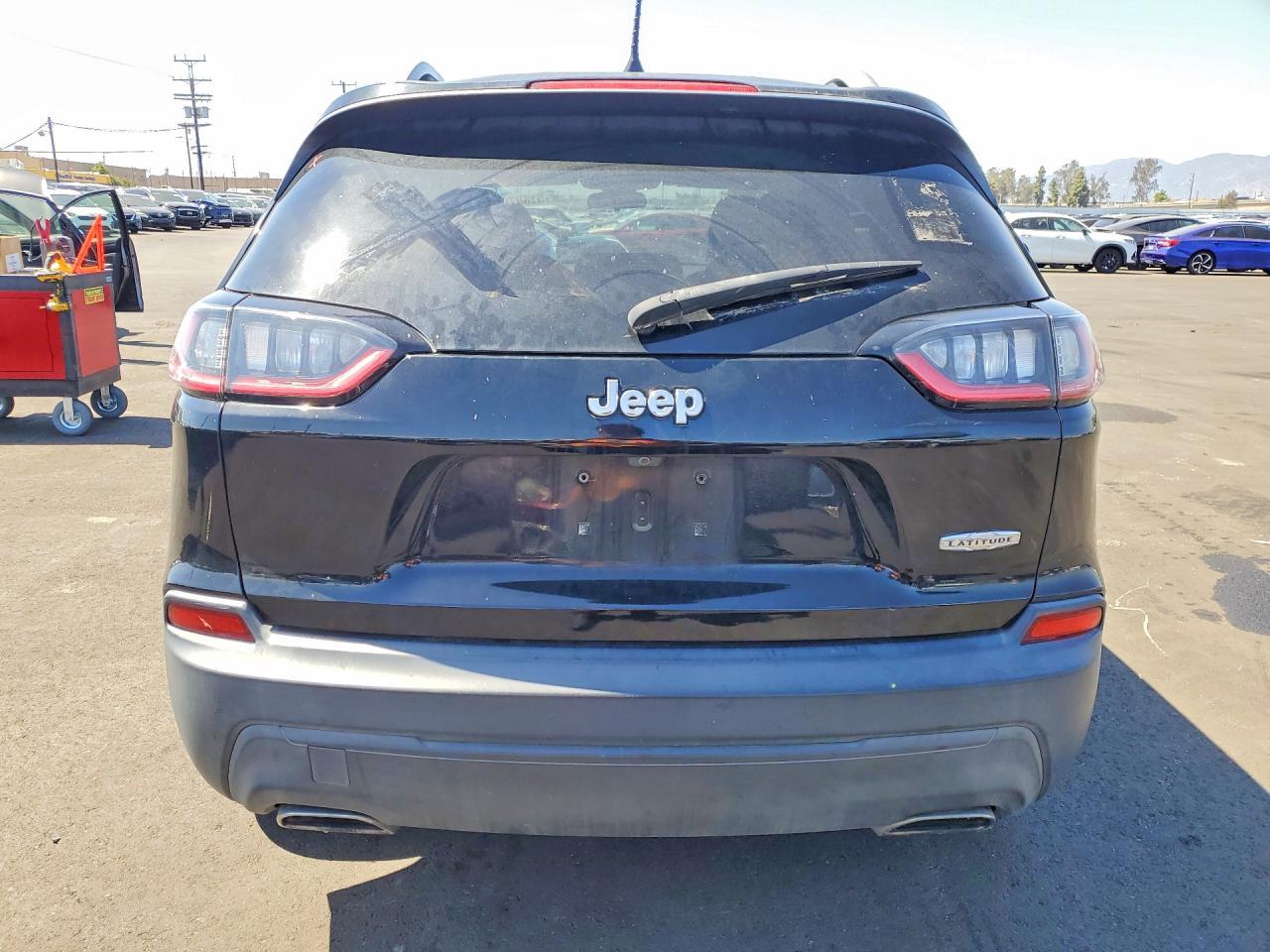 2019 Jeep Cherokee Latitude Plus - Фото 6
