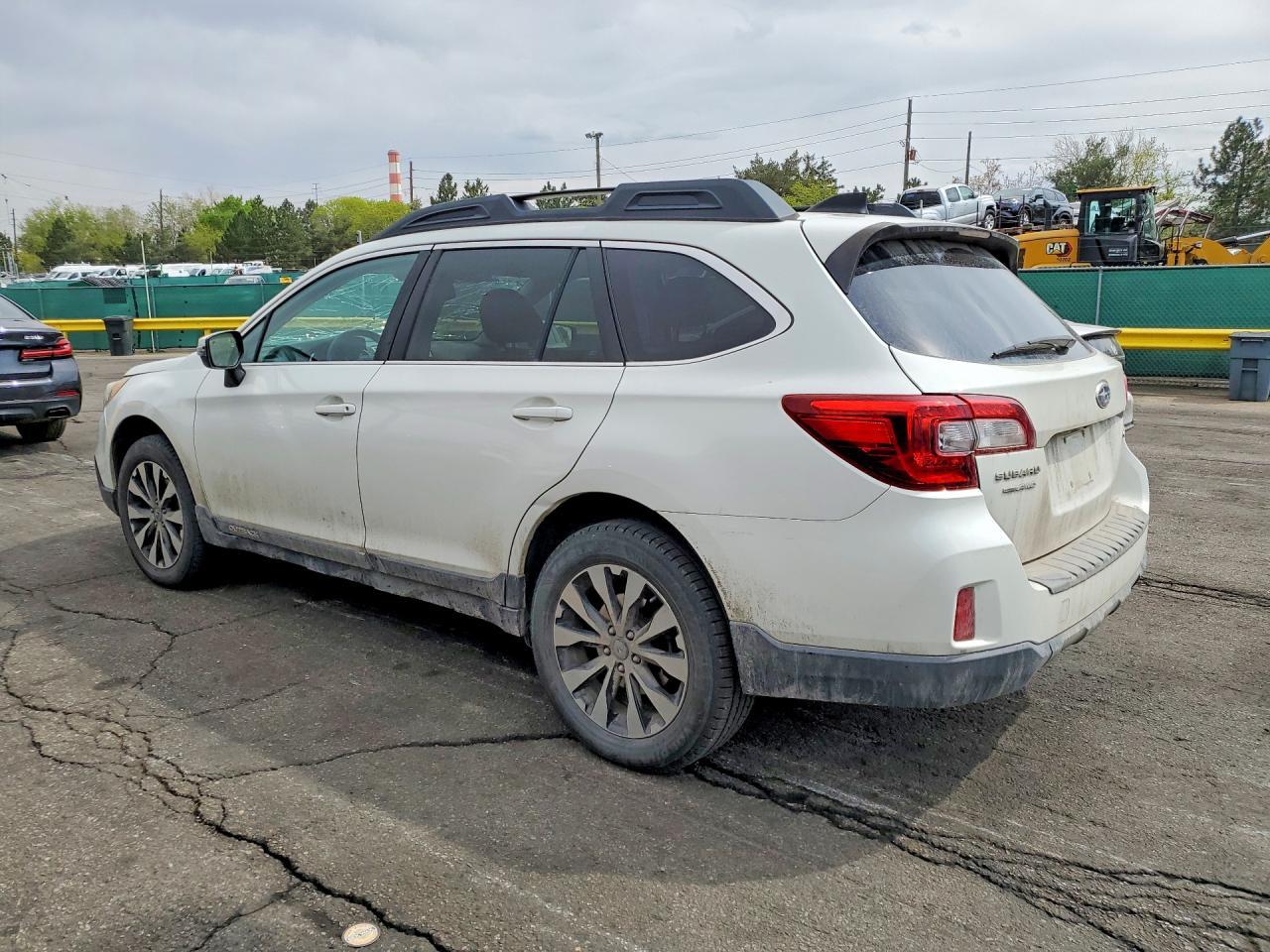 2016 Subaru Outback 2.5I Limited - Фото 2