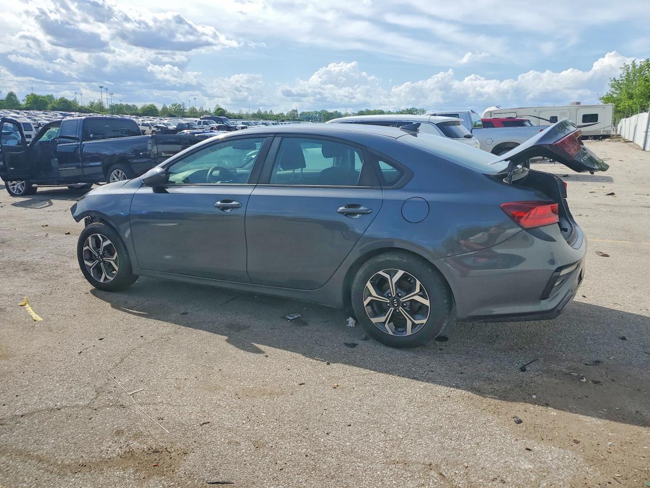 2020 Kia Forte Lxs - Фото 2