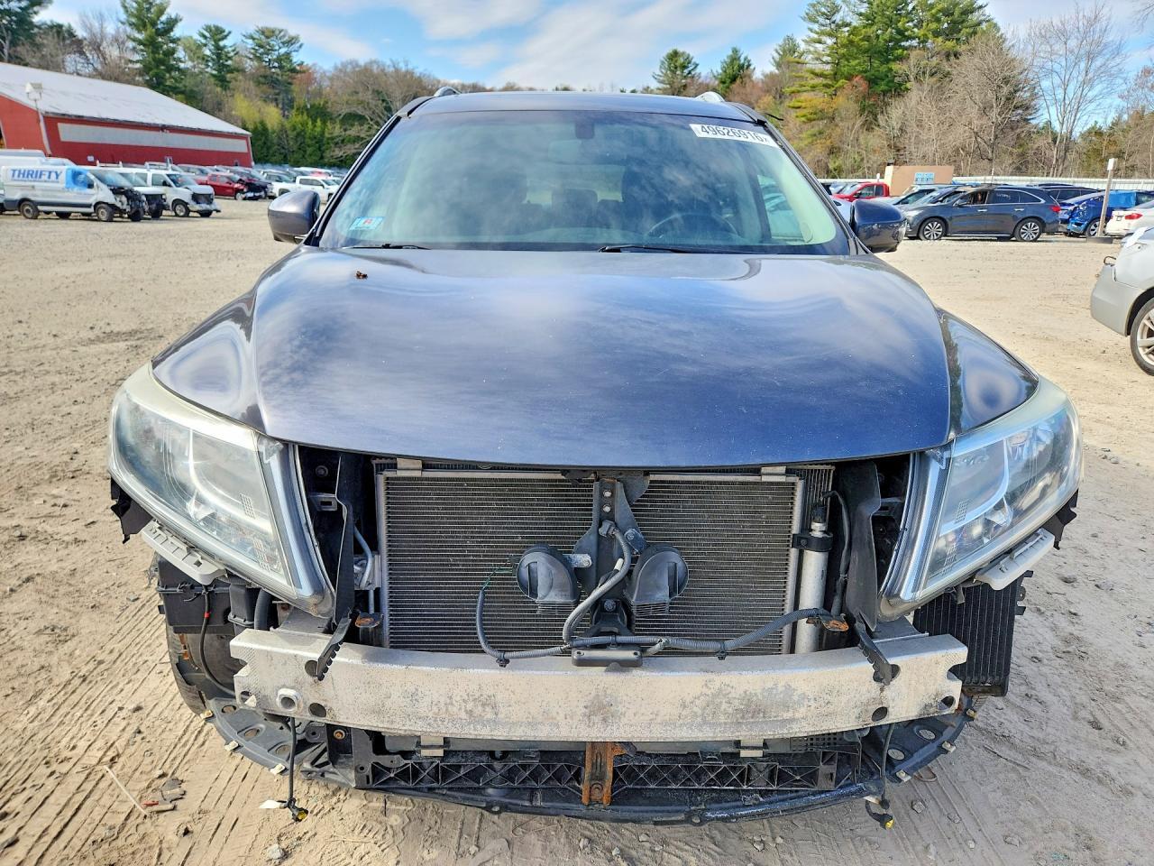 2013 Nissan Pathfinder S - Image 5