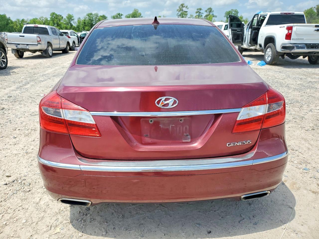 2013 Hyundai Genesis - Фото 6