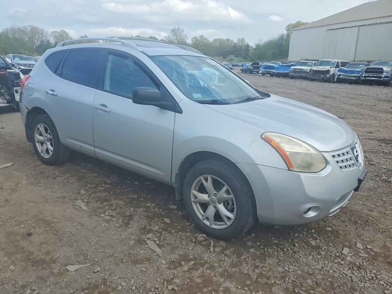 2010 Nissan Rogue S - Фото 4