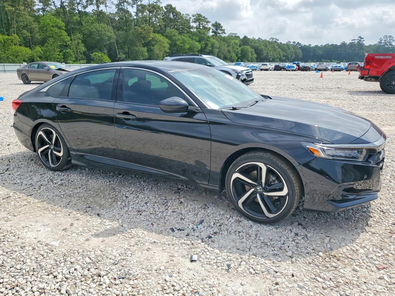2021 Honda Accord Sport - Image 4