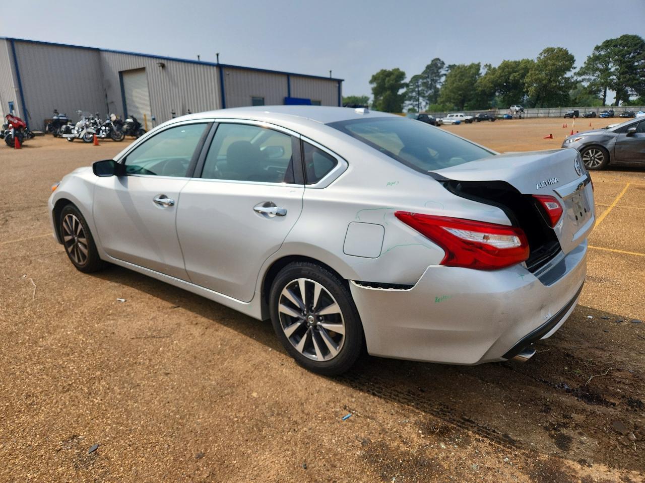 2017 Nissan Altima 2.5 Sv - Фото 2