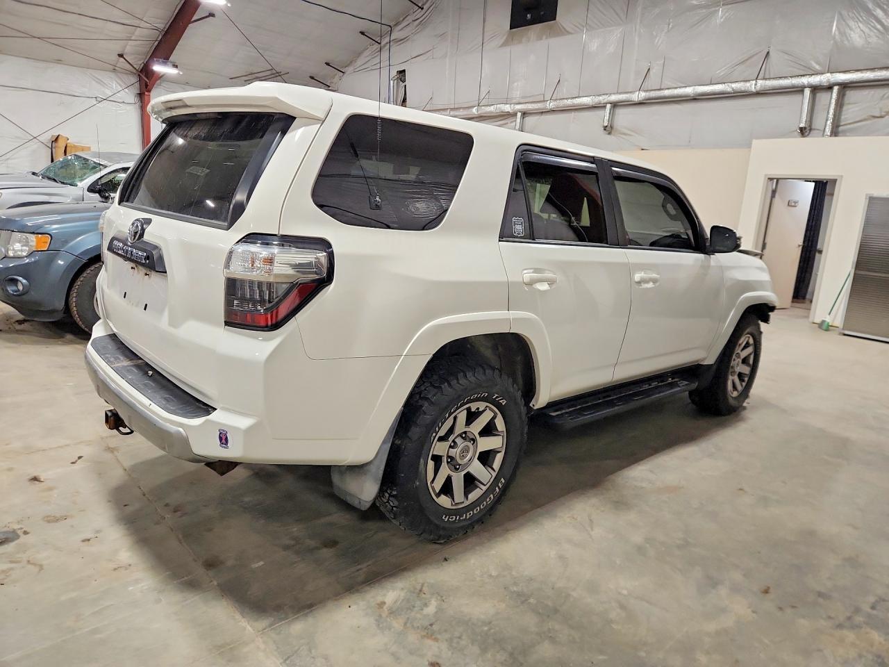 2016 Toyota 4Runner Trail Premium - Фото 3