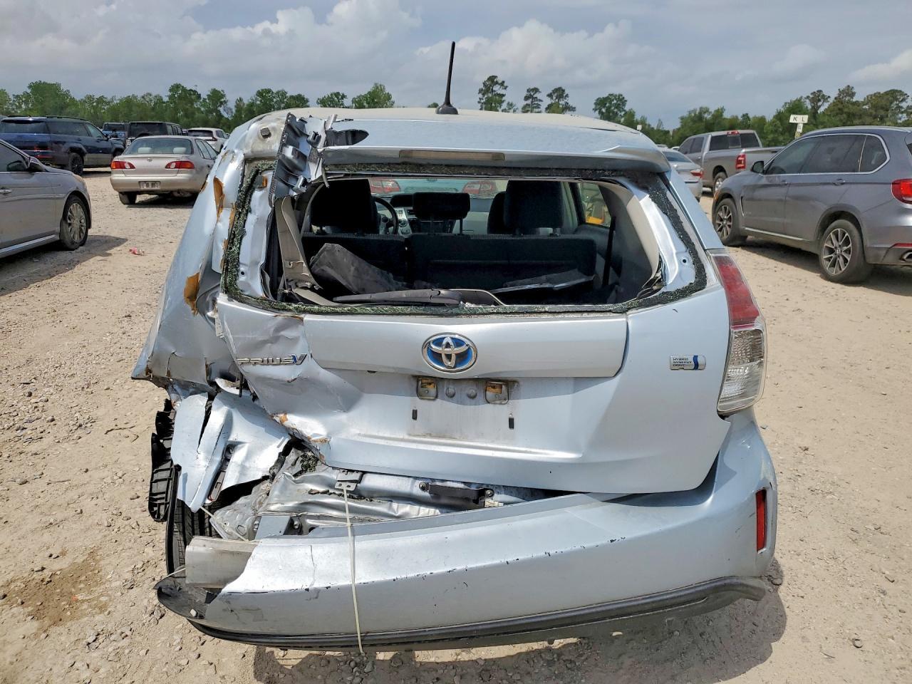 2016 Toyota Prius V Three - Фото 6