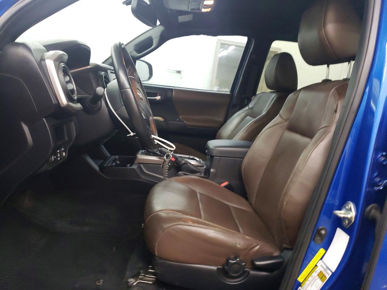 2017 Toyota Tacoma Limited - Image 7