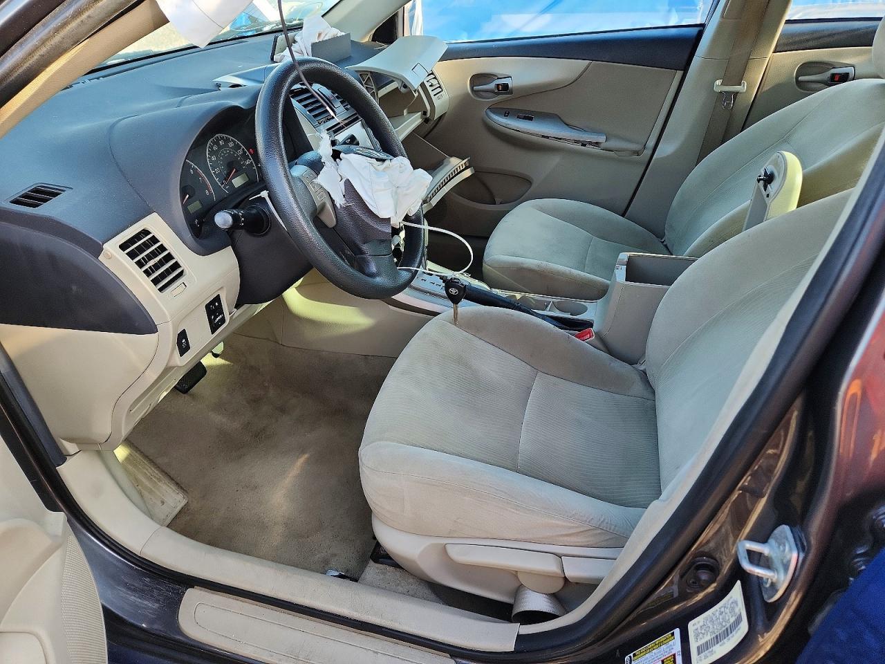 2013 Toyota Corolla Le - Фото 7
