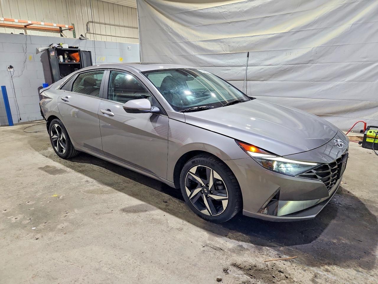 2023 Hyundai Elantra Hybrid Limited - Фото 4