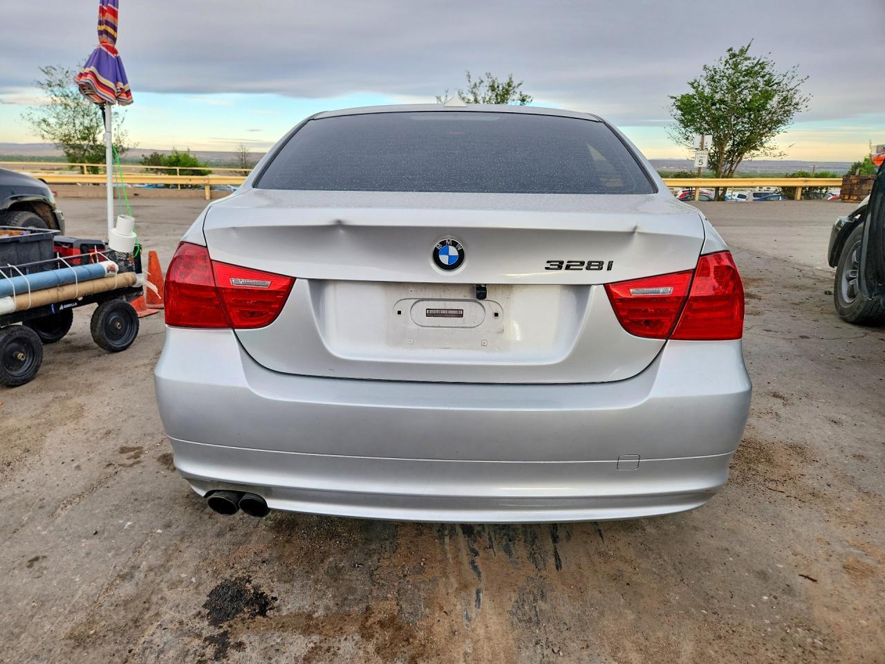 2011 BMW 328 Xi Sulev - Image 6