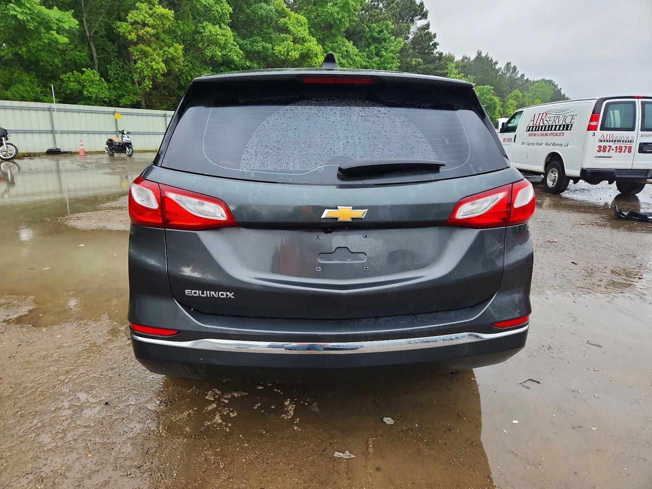 2018 Chevrolet Equinox Ls - Фото 6
