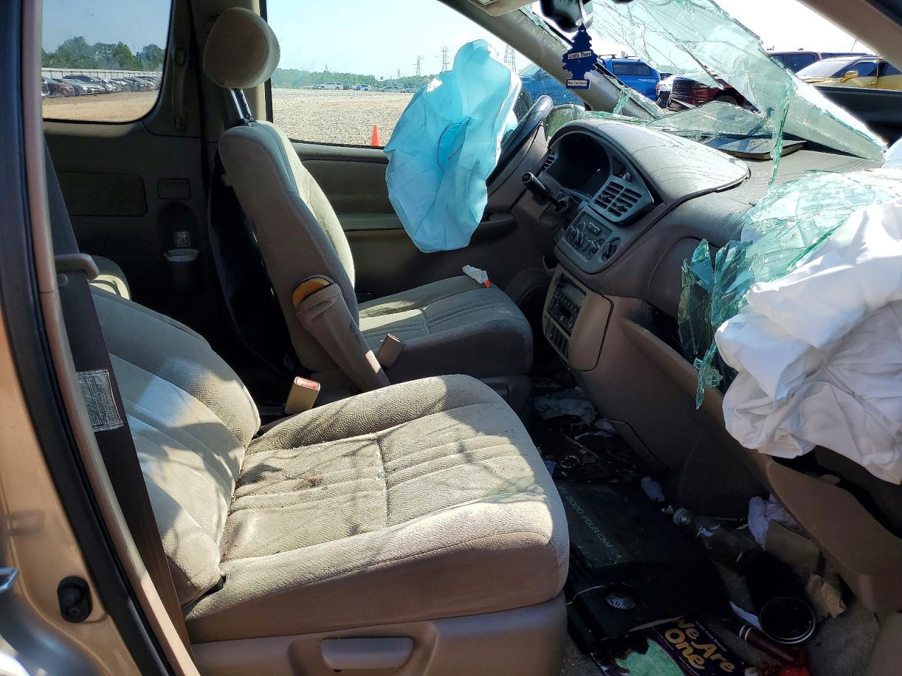 2002 Toyota Sienna Le - Фото 7