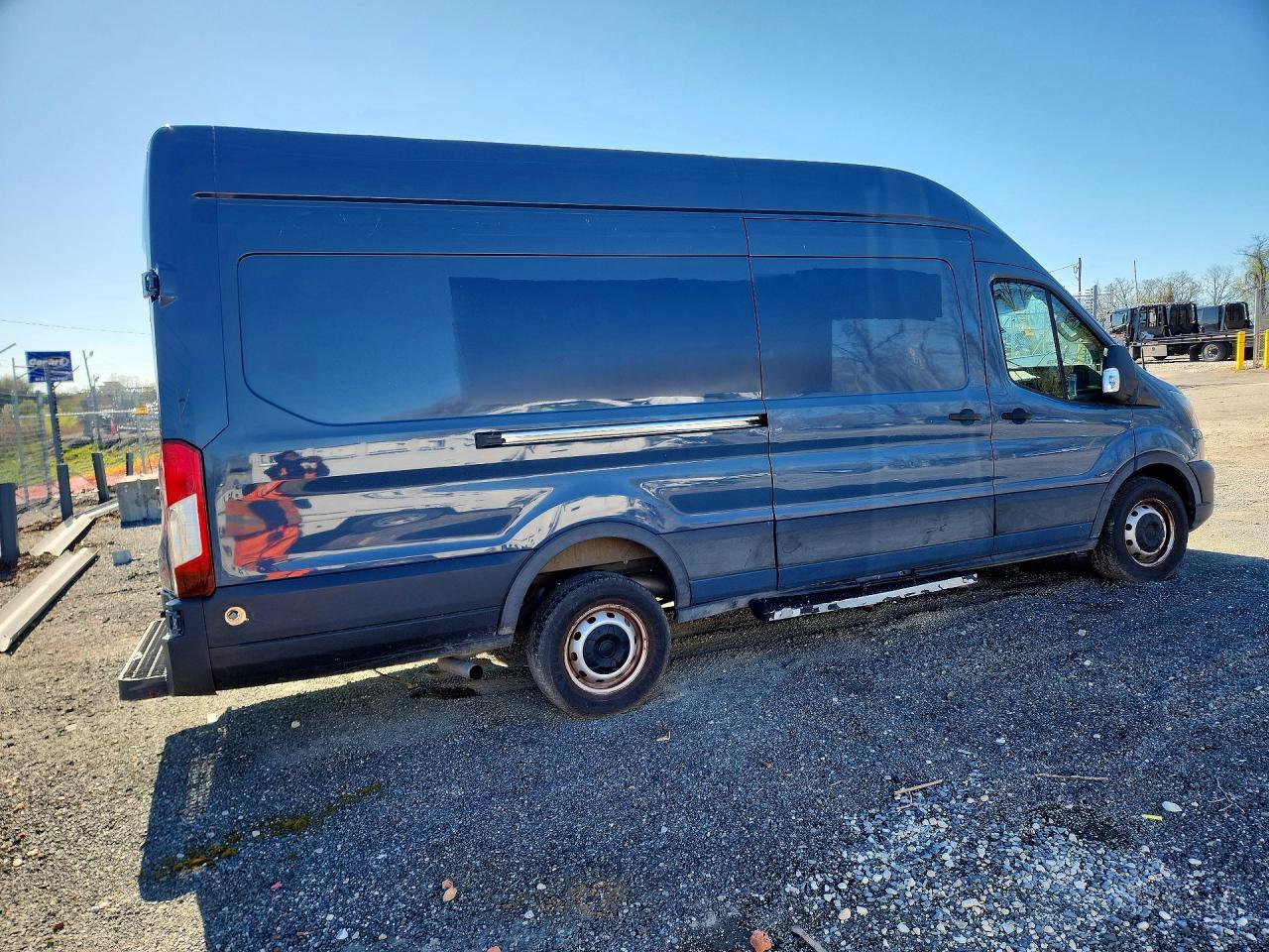 2020 Ford Transit T-250 - Фото 3