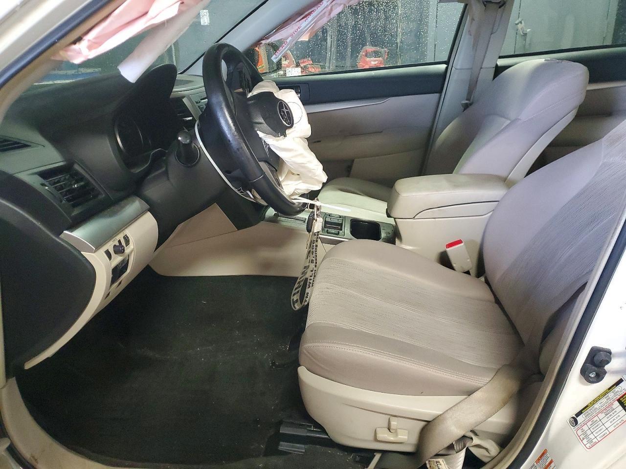 2014 Subaru Legacy 2.5I Premium - Фото 7