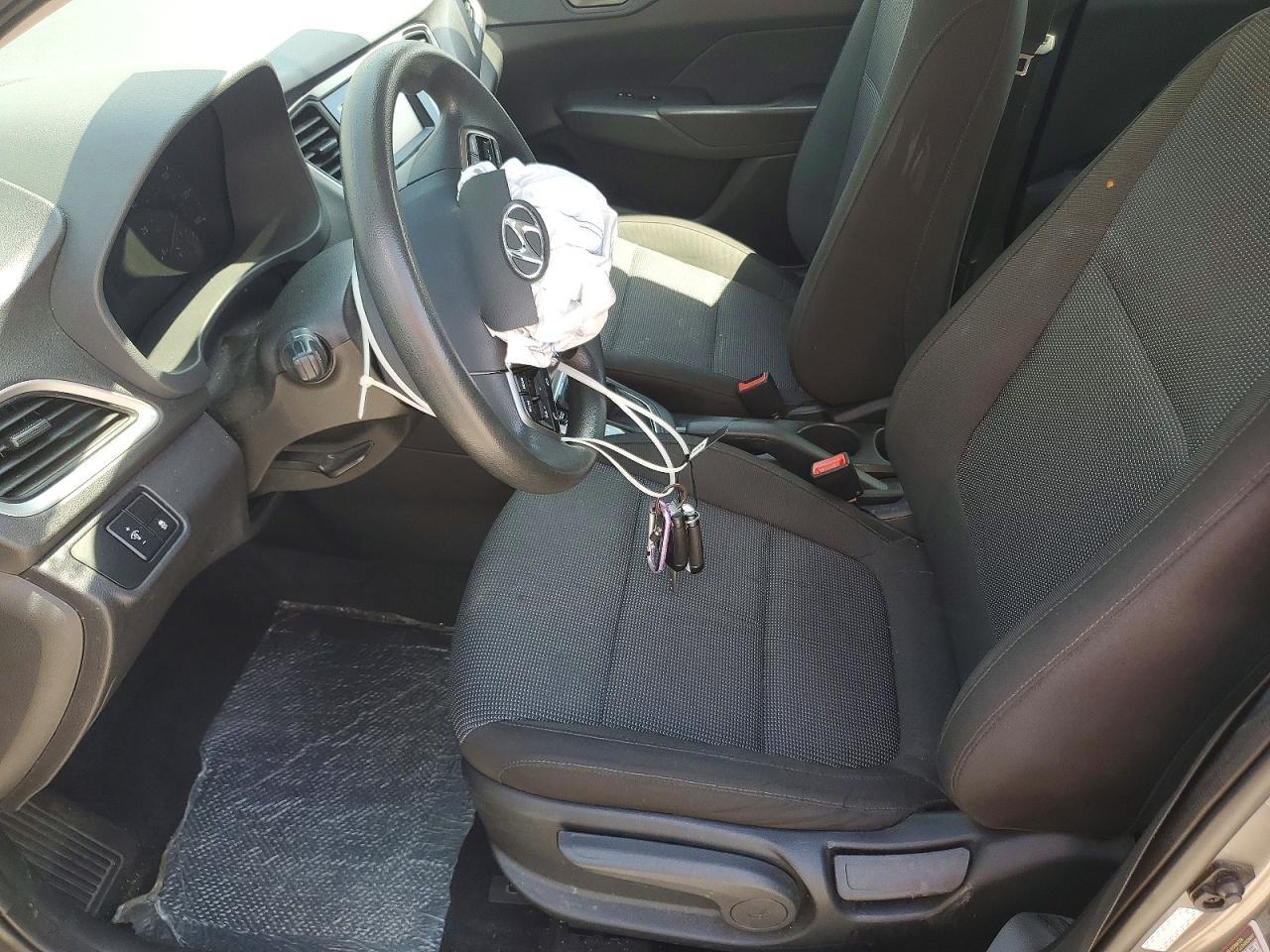 2022 Hyundai Accent Se - Фото 7