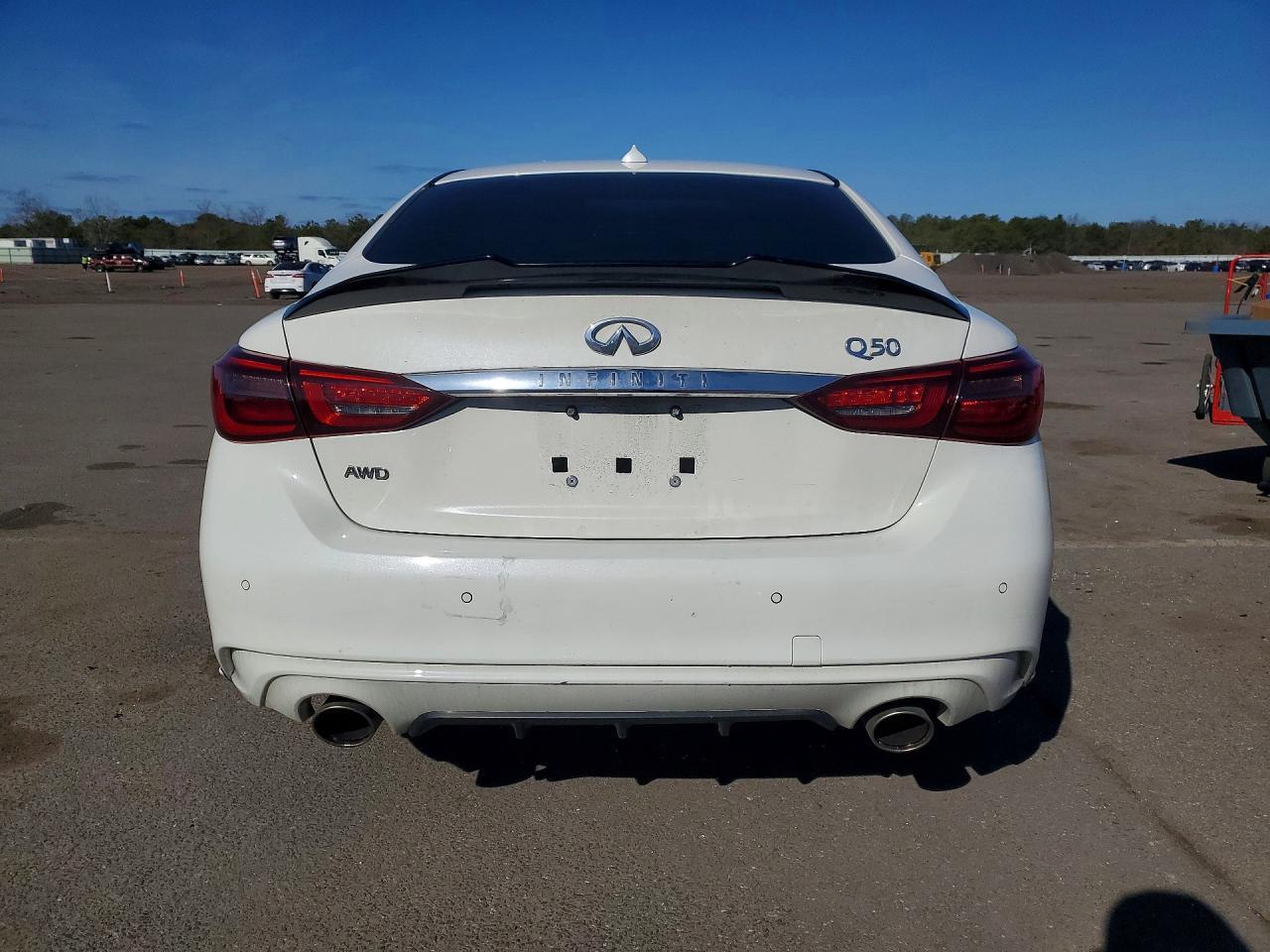 2021 Infiniti Q50 Luxe - Image 6