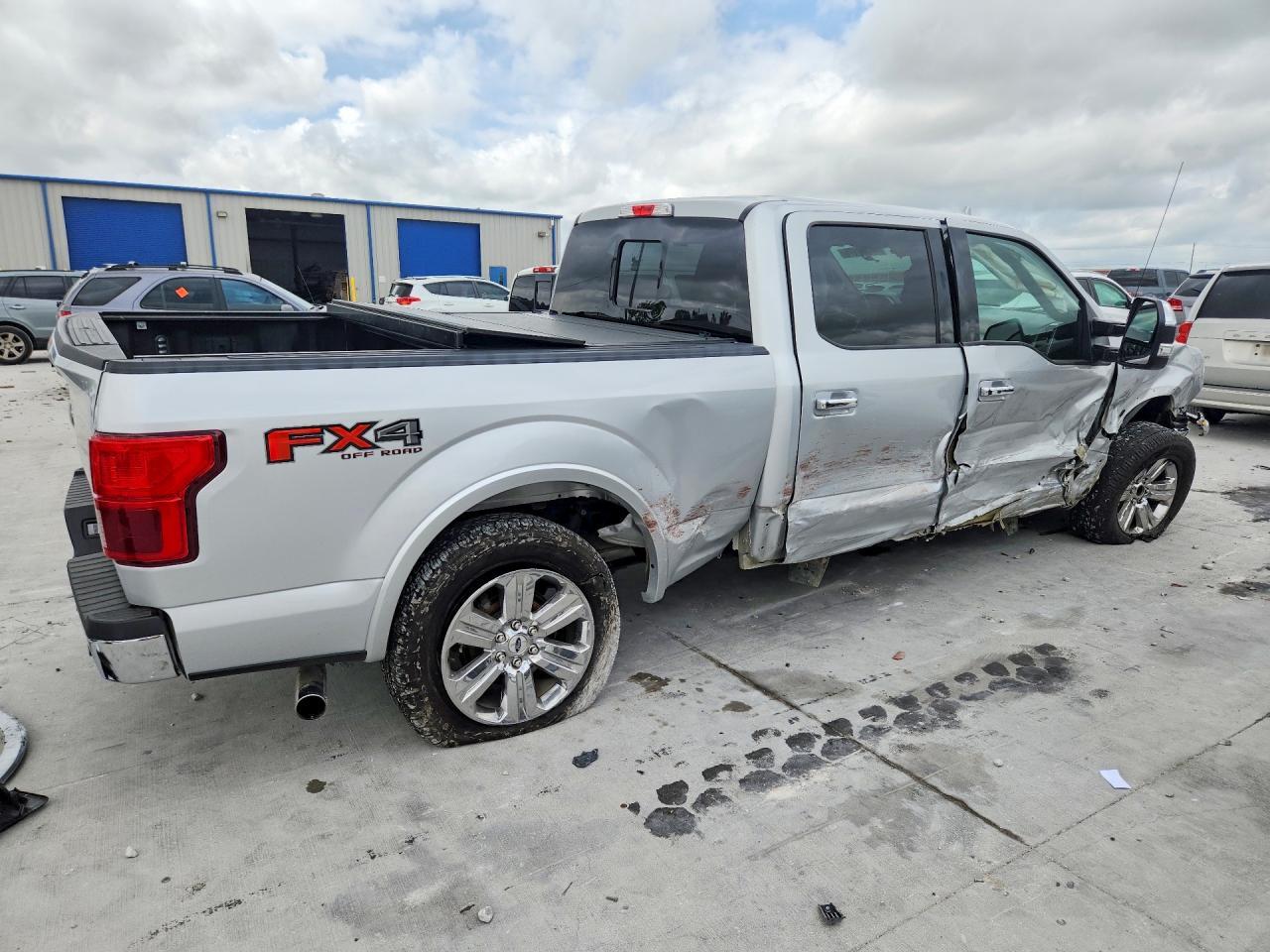 2018 Ford F150 Supercrew - Фото 3