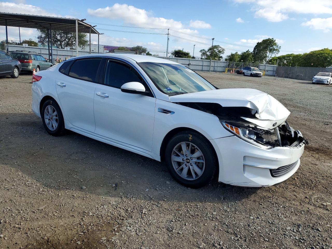 2018 Kia Optima Lx - Image 4