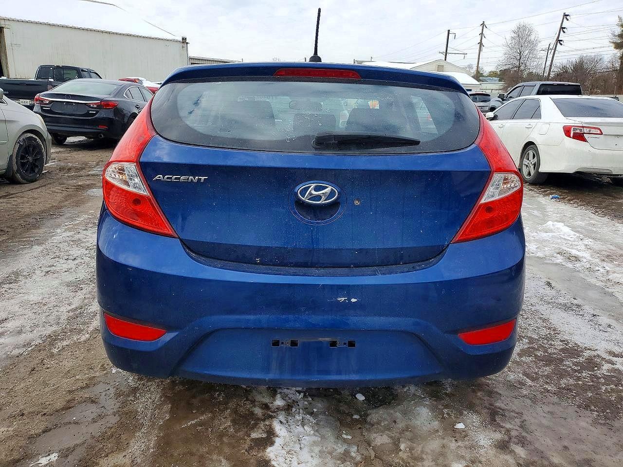2016 Hyundai Accent Se - Фото 6